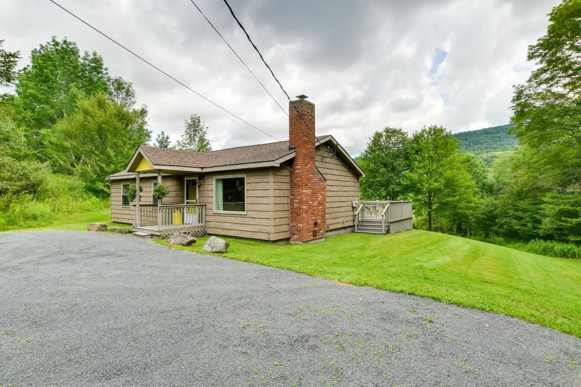 Quiet Catskills Getaway With Deck And Mtn Views New Kingston Dış mekan fotoğraf